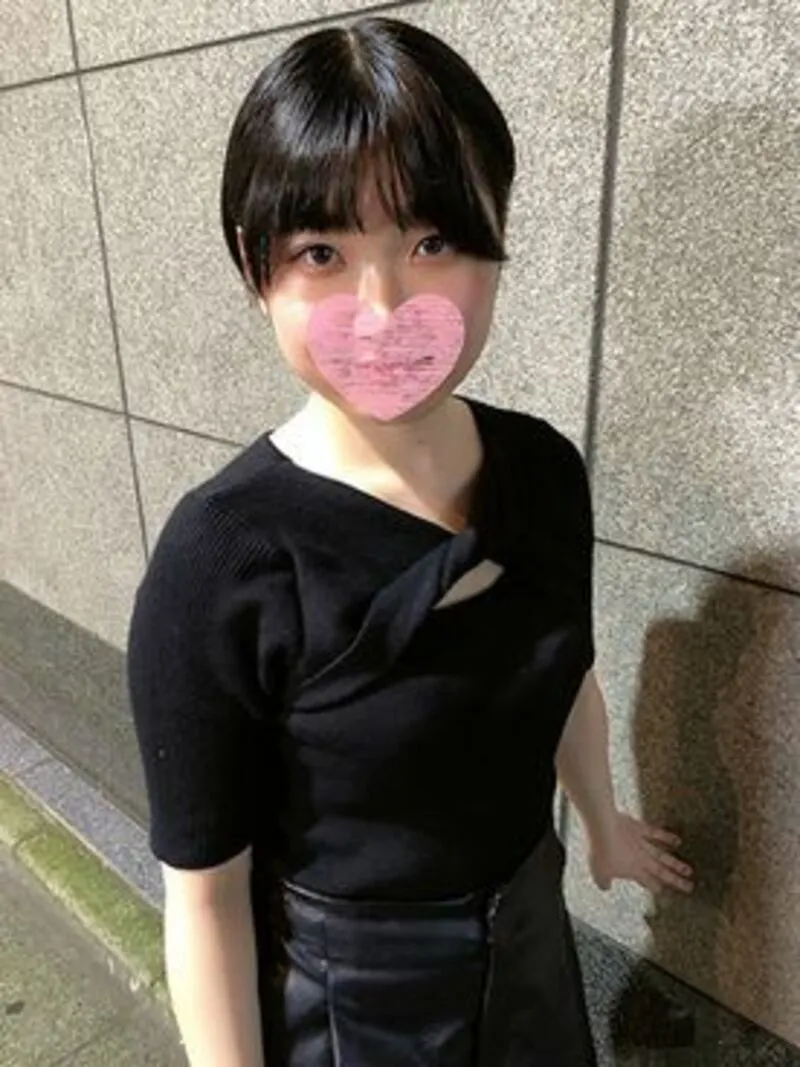 FC精品无码PPV_初撮り経験少ない美肌女子に大人のエッチを教えてあげました
