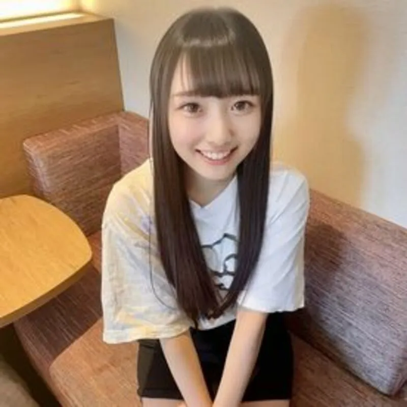 FC精品无码PPV_センチ美白小柄なキレかわ未来ちゃんの奥の奥まで大量中出し