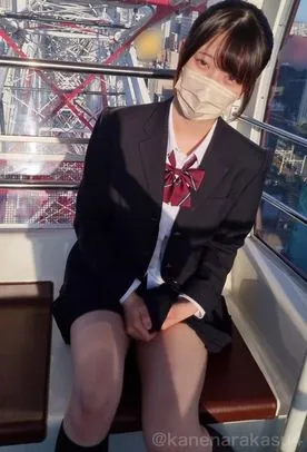 FC精品无码PPV_無断田舎に住む現高観覧車で露出ハメ発達した美乳を揺らしながら