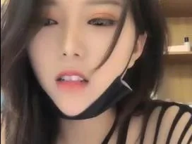 极品女神奶奶情趣透视装卫生间自慰秀 高清无码在线播放 完整未删减版